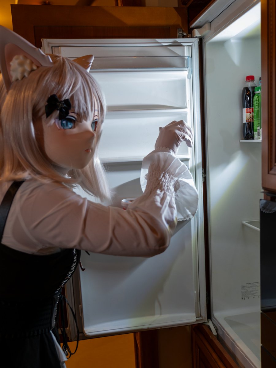 I was caught red-handed 🙀

📸<a href="/Hikarinaka/">Hikarinaka</a>
#kigurumi #キグルミ #着ぐるみ #animegao