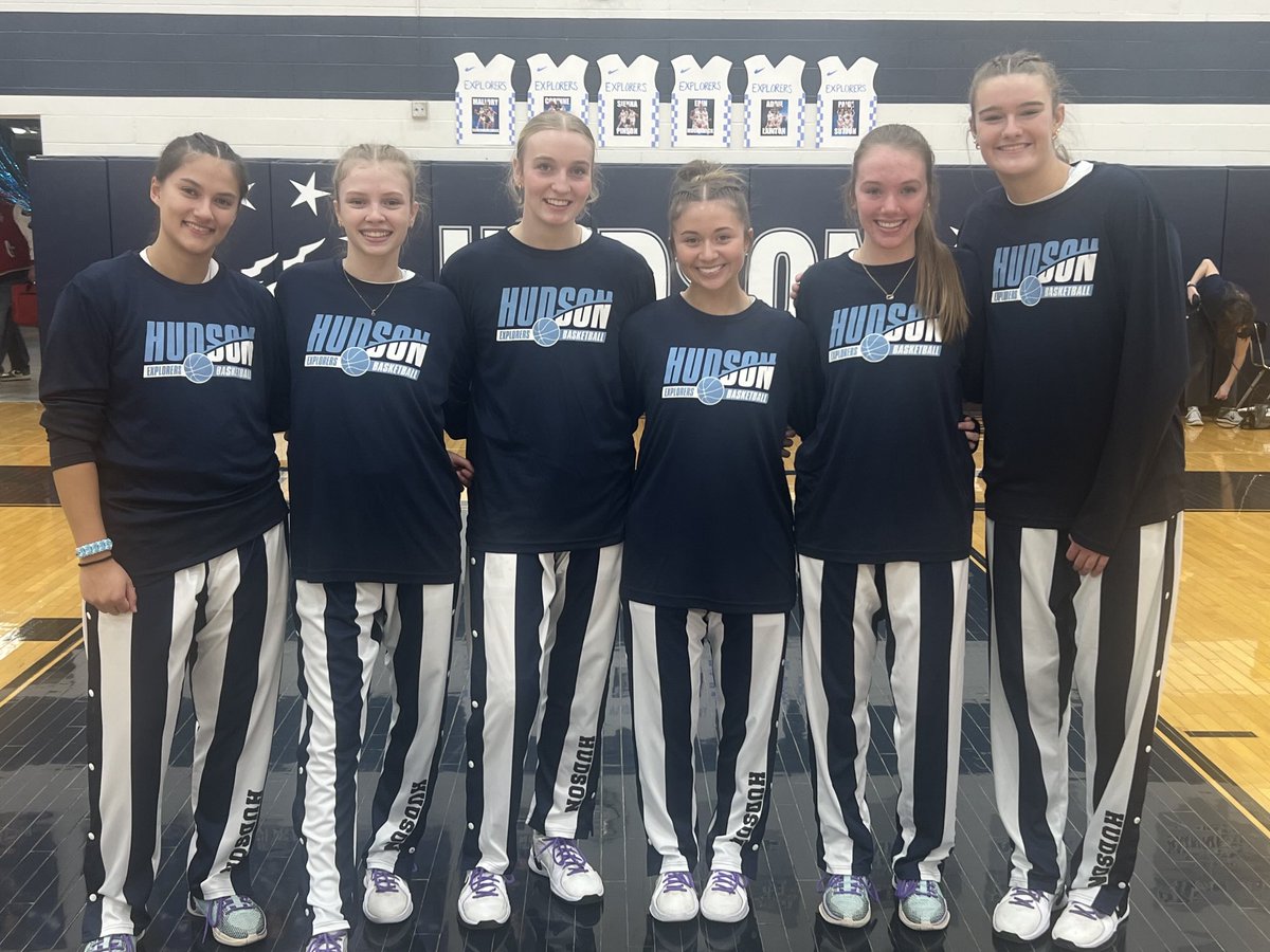 Congrats to our 6 Seniors, and thank you for all of the hours of dedication to HHS Hoops!   Good luck tonight.