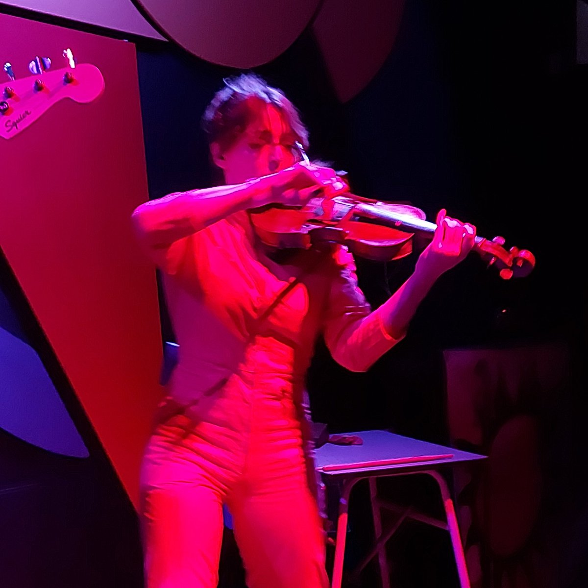 Robwarren348's tweet photo. @poziband were a whole lot of fun @twopalmshackney. Because who doesn't love a singer drummer or a singing violinist? Third time seeing them and absolutely the best yet

#gigs #livemusic https://t.co/HXjNYAhk68