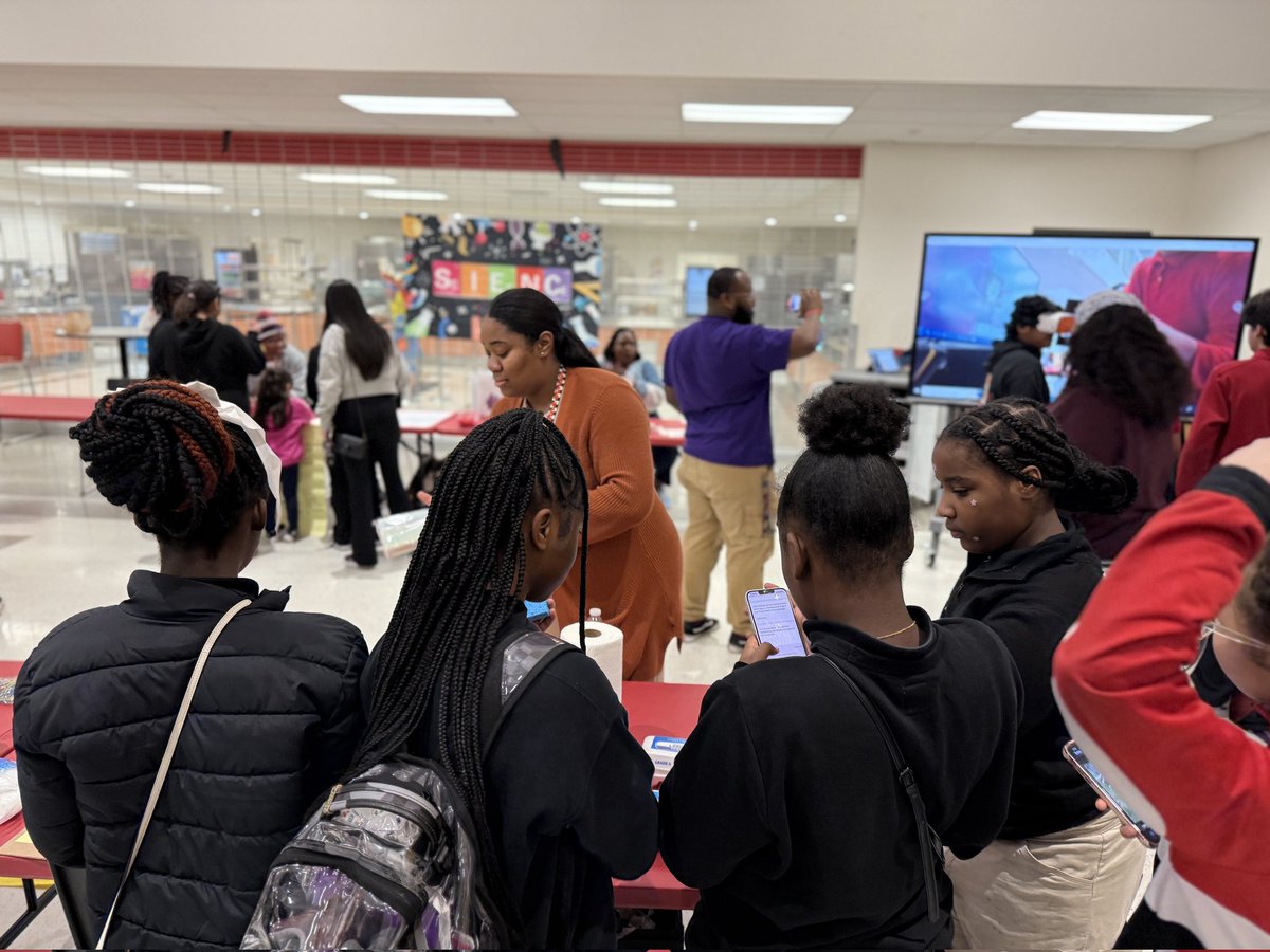 Lawson_Texans tweet media