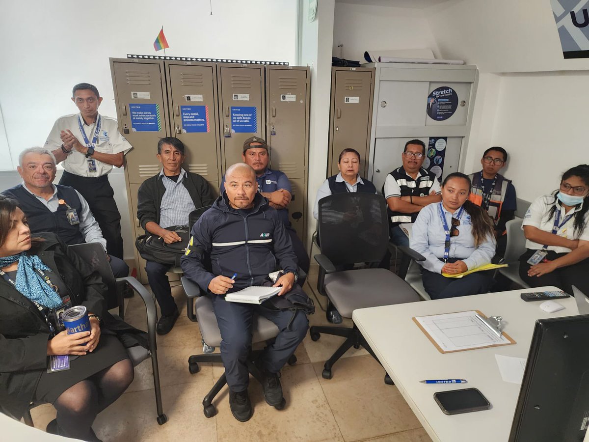 Steffanii92's tweet photo. Safety meeting CZM Jan2025 #safety #uasafety #safetyfirts 🦺✈️ https://t.co/JraZCGLTfl