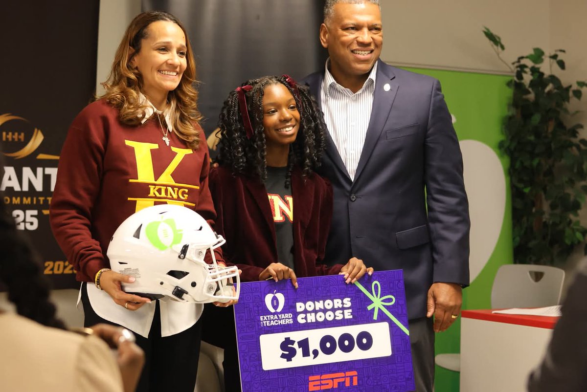 We want to extend a huge shoutout to our fantastic partners, the College Football Playoff Foundation, School Specialty, and AT&amp;T, for surprising the incredible students at King Middle School with a brand-new Broadcasting Center! The atmosphere was filled with excitement,