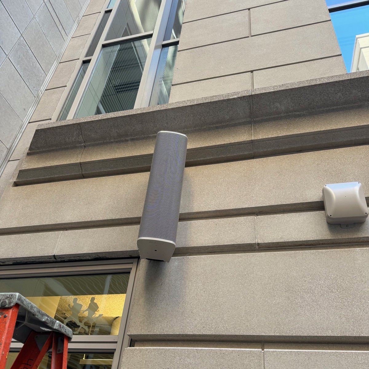 easternacoustic's tweet photo. A corporate office in DC installed AC6 and MKD526WP loudspeakers with the help of SK Mac. EAW's ability to custom paint match help these speakers blend seamlessly with their environment. https://t.co/q10BV9IAij