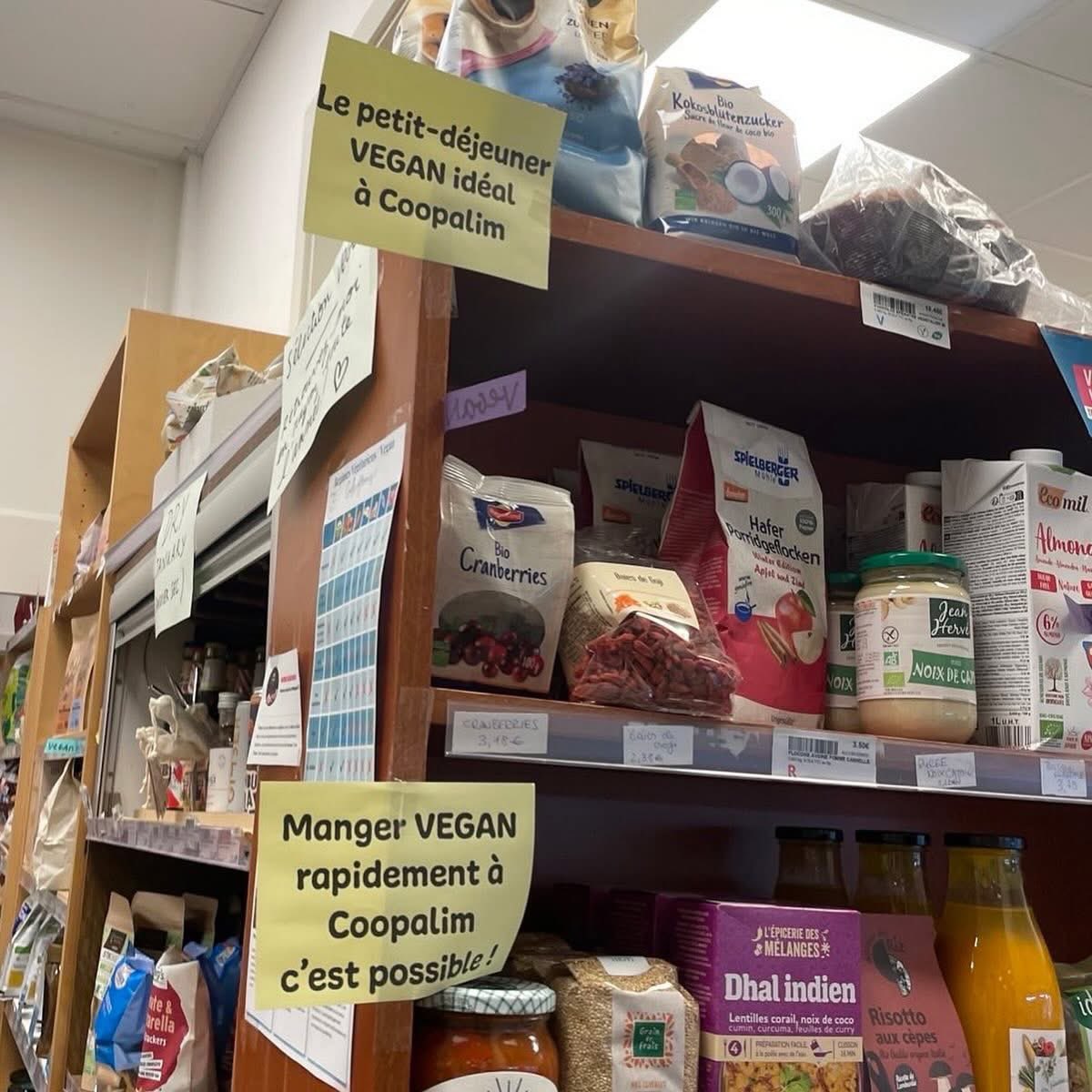 coopalim's tweet photo. C’est #veganuary à #coopalim ! 
C’est quoi ? Un défi annuel qui promeut et éduque sur le mode de vie végétalien en encourageant les gens à suivre un régime végétalien pendant le mois de janvier !

#coopalim #economiesocialeetsolidaire #cooperative #strasbourg #vegan #veganfood https://t.co/JvAfDrmHlI