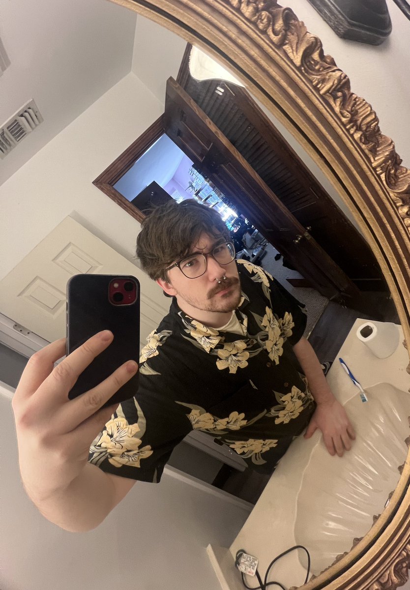 SUMMONFISH's tweet image. 23 YEARS ON THIS GAY ASS EARTH