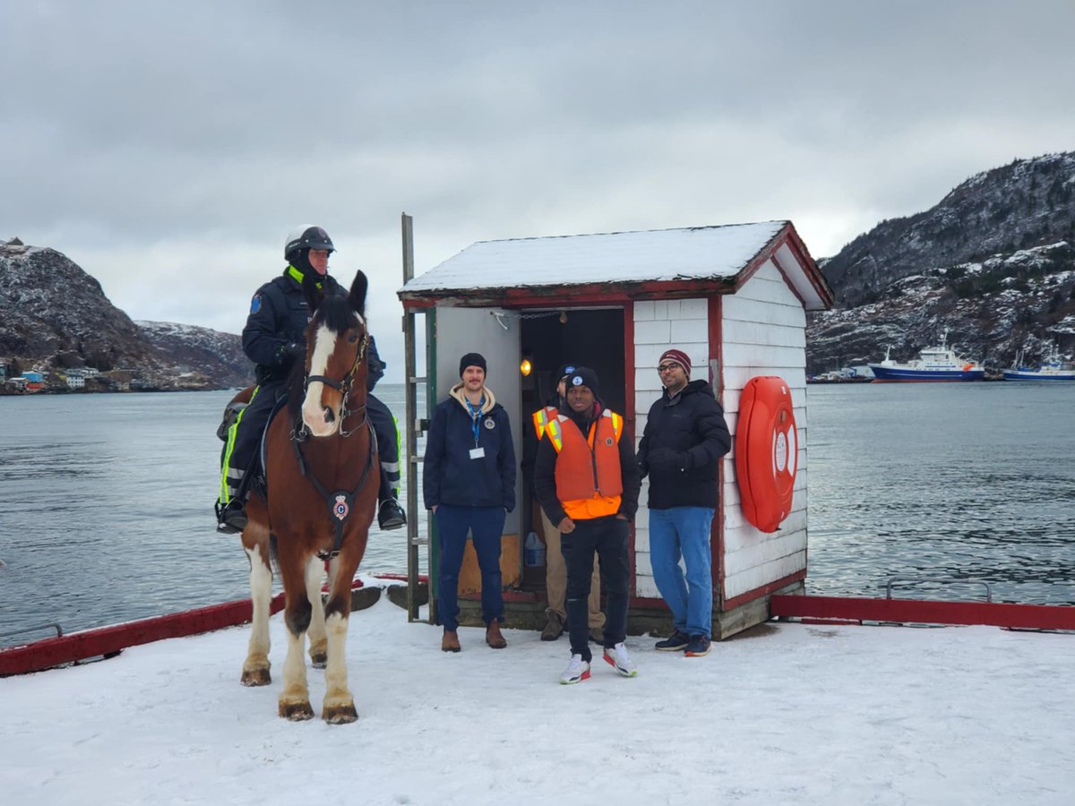 Third-year OMAP students <a href="/marineinstitute/">Marine Institute, Memorial University</a> visited the St. John's tide gauge for their Advanced Tides and Water Levels course. They had a special visitor, Castle from <a href="/RNC_PoliceNL/">Royal Newfoundland Constabulary</a> #oceanmapping #fridayfun