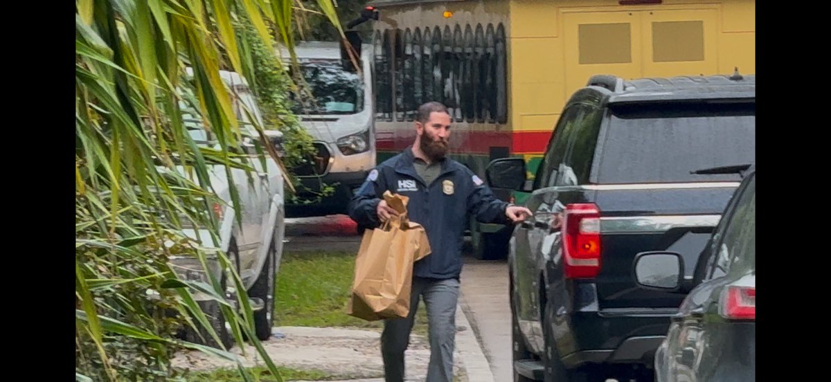 roccoparks24's tweet photo. @GovRonDeSantis Coral Gables PD shut down several residential streets intercepted a UHaul van w people in back. They had everyone on the ground at 1 point. Used CG Trolley to sit everyone down https://t.co/XQGLoKVMJ2