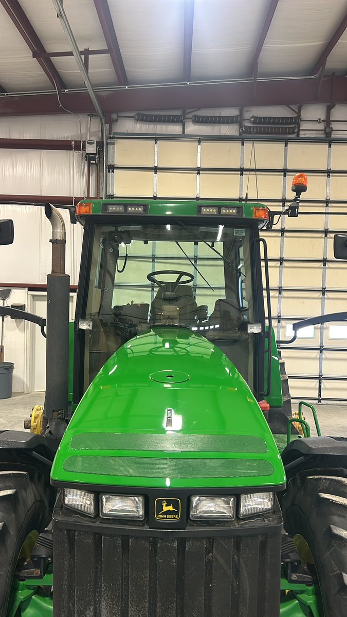 nocopeanut's tweet photo. Making tractors look great again.  2001 8410 looks as good if not better than the day it was brand new.  Do yourself a huge favor and buy Protect Systems kit. https://t.co/H5GWcA25xt