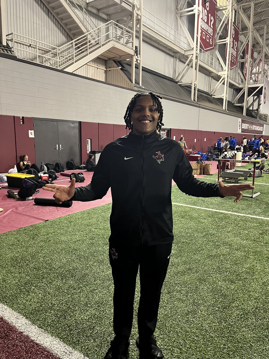 Freshman, Devin Blackwell, breaks the school record and matches his PR in the high jump with a jump of 1.88m (6’2”) !