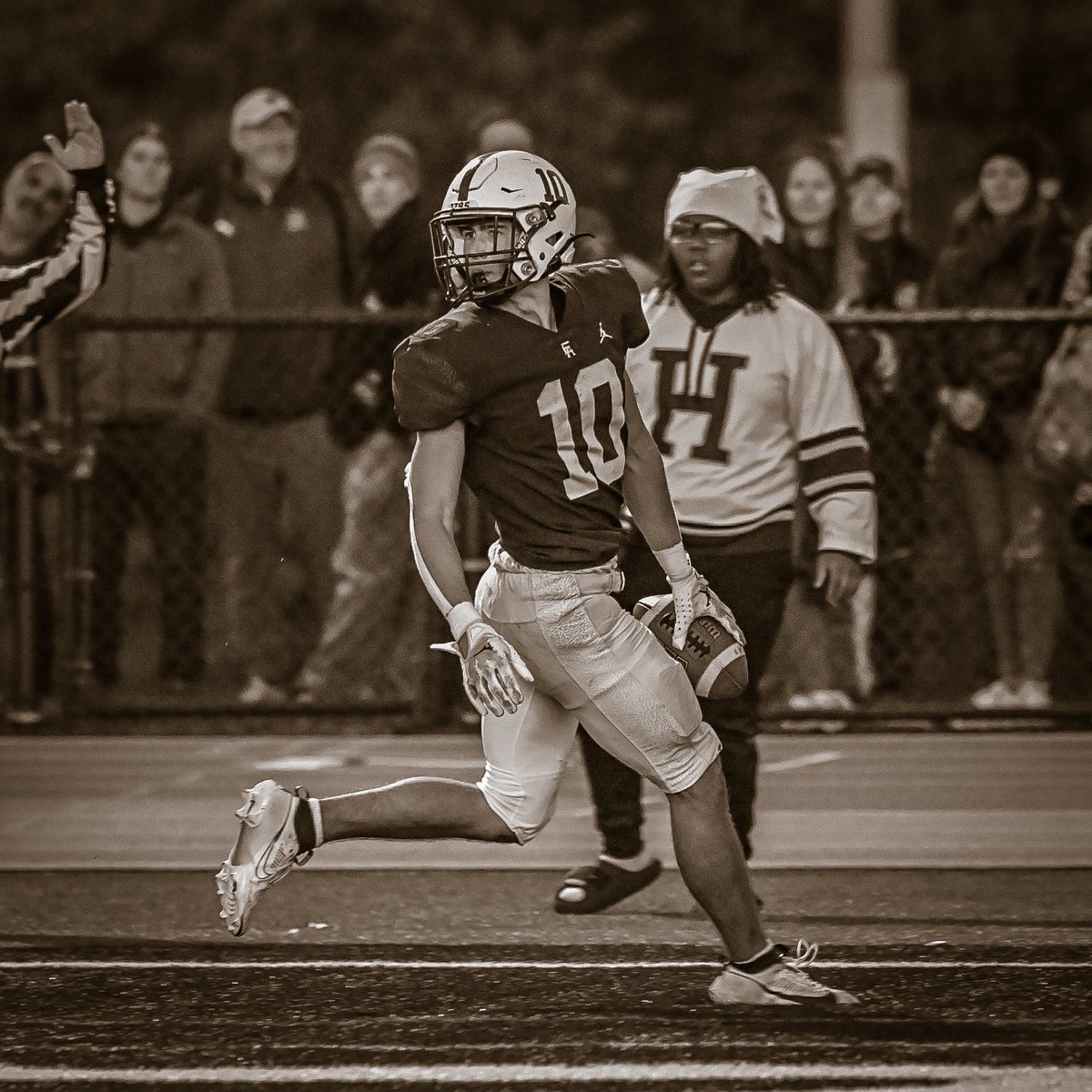 Congratulations to @jacksonorcutt on being named EPA First Team 3A All State! 
#wEAre | #LiveTheStripes