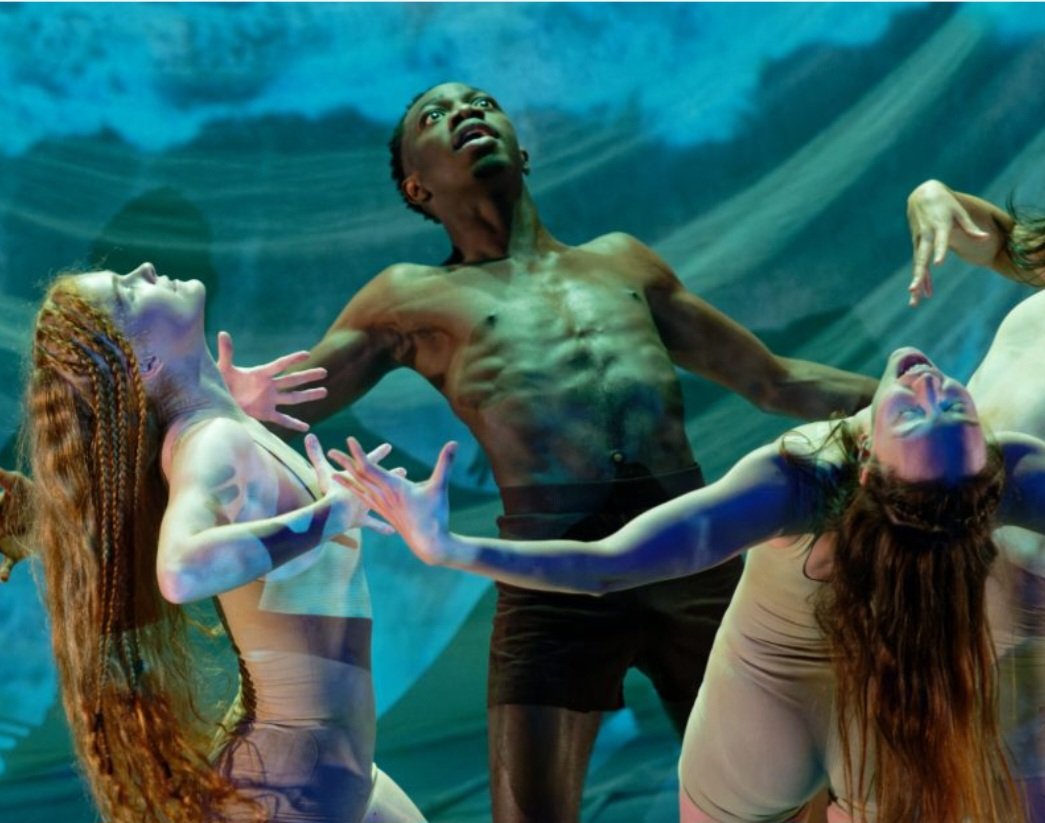 Big thanks to <a href="/TmesisTheatre/">Tmesis Theatre</a> for their brilliant show #Sealskin <a href="/The_Lowry/">Lowry</a> and their inspiring devising workshop. Both highly recommended 👌