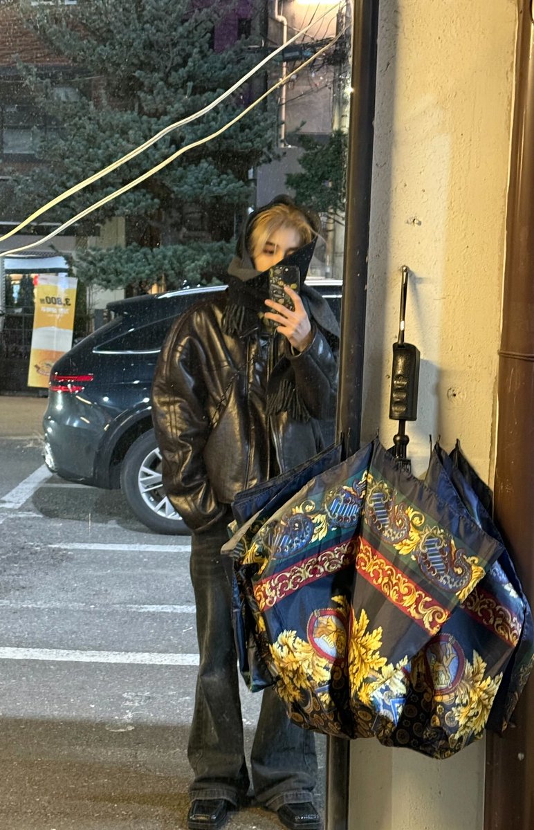 아키 (@0zxlnah) on Twitter photo 