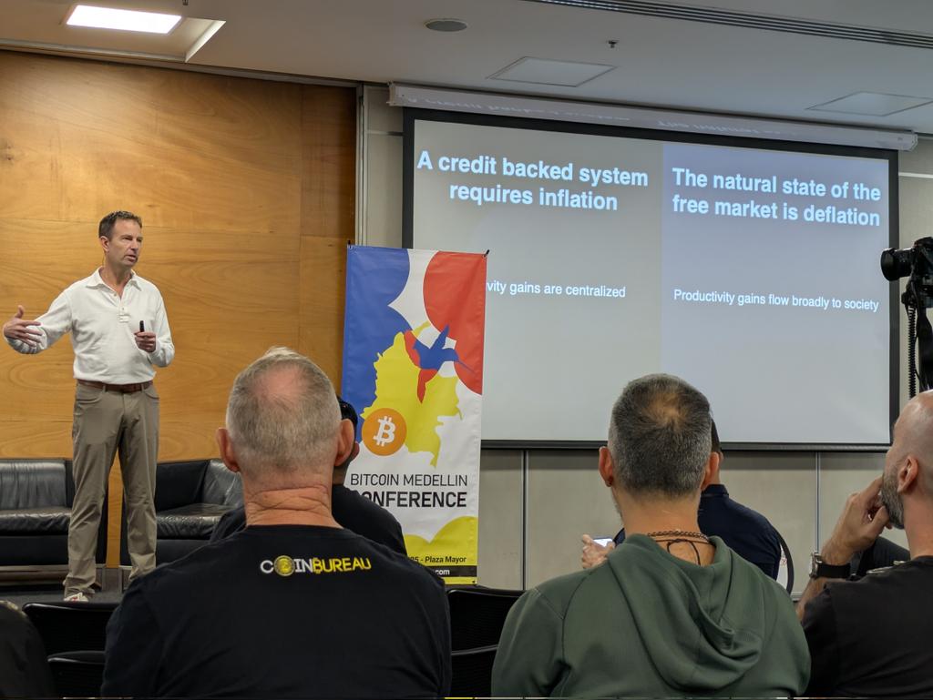 adam_nili's tweet photo. Watching an excellent speech by the one and only @JeffBooth at the @BTCMedellinConf https://t.co/TQ3W3qsUUv