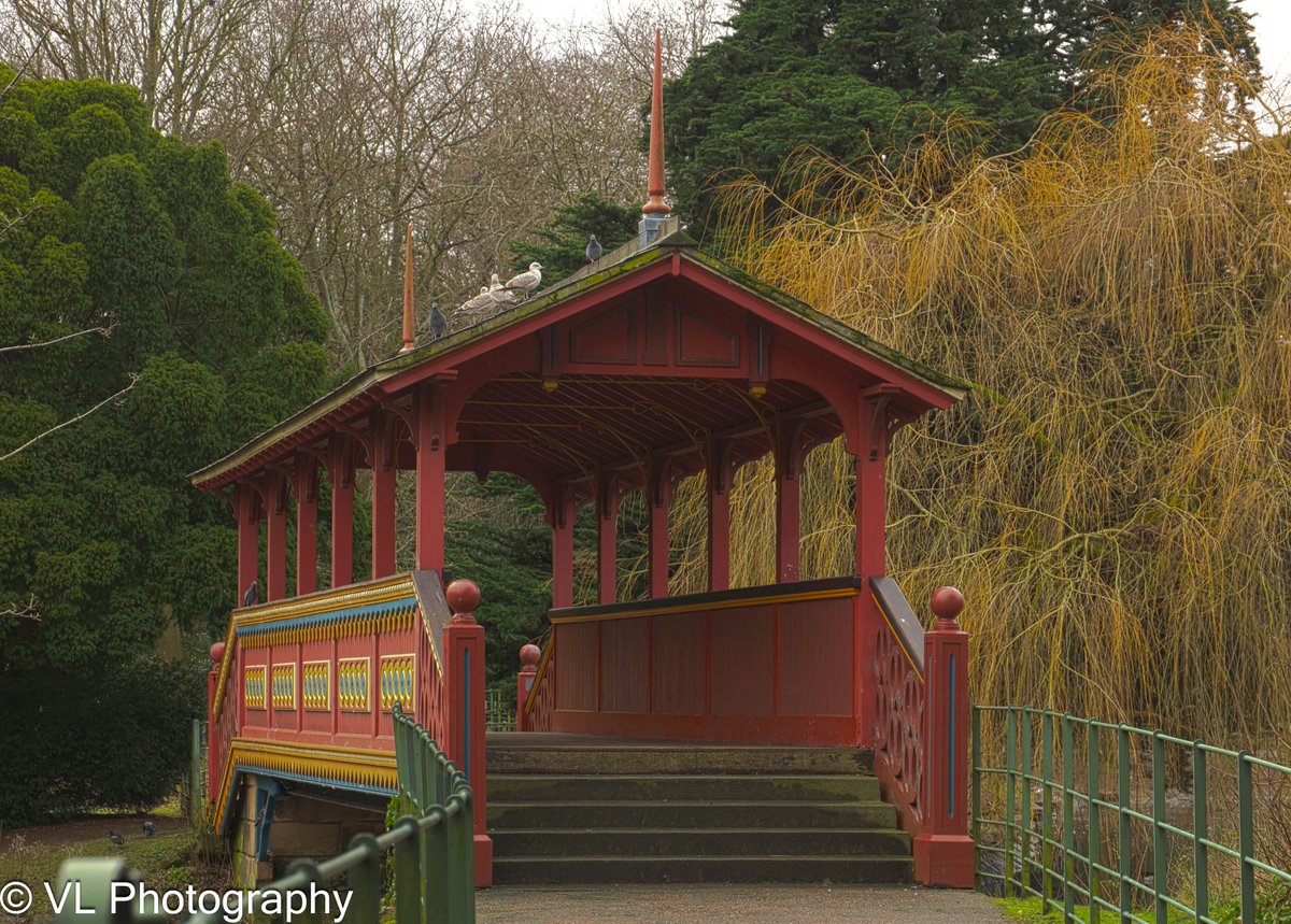 VLPhotography_'s tweet photo. Birkenhead Park https://t.co/A6rqyLKWSr