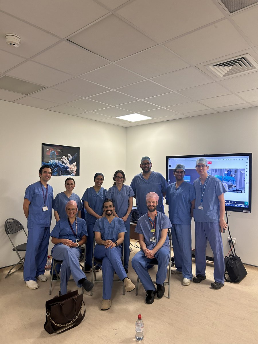 Wonderful to have surgeons from around the UK visit for our lap retro adrenal study day with colleagues from Leeds, Wales , London &amp; Bucks. Live operating/interactive session &amp; great to catch up with friends and colleagues. 4 adrenals,2 daycase. Well done regs for bulk of work