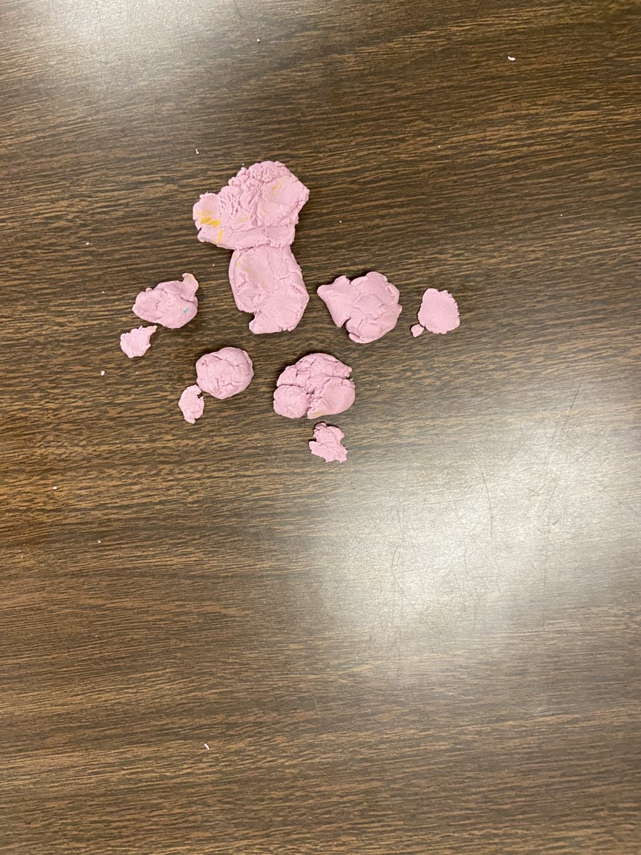 Today, we used Play-Doh to recreate animal tracks as part of our Science Mind activity. Can you guess which animal made these tracks?
#science #kindergarten #school #toolsofthemind #teaching
