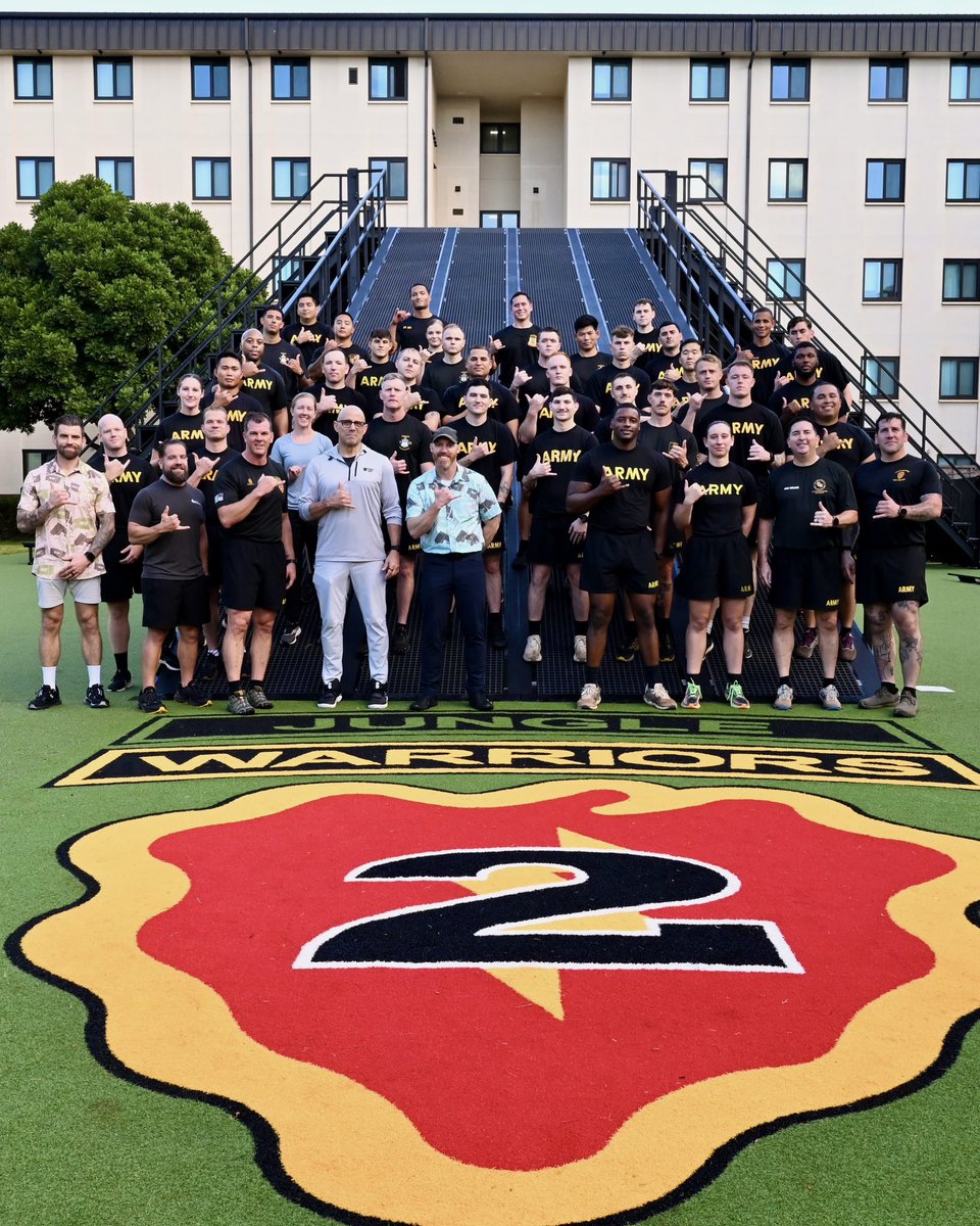 BeaverFitUSA's tweet image. 2025 goal: Be as #DamStrong as the @2IBCTWarriors 

We were blown away by the grit + energy of the Jungle Warriors this week in Hawaii 🔥 

Training alongside them and showcasing how to maximize their new IST was nothing short of motivating. 

//// DoD endorsement not implied