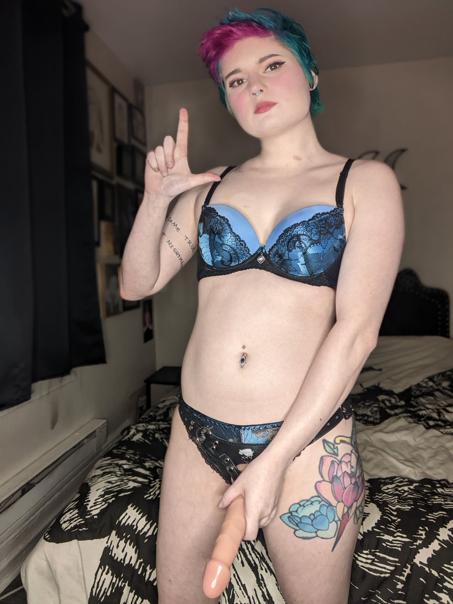 THAT'S WHY I CHOSE TO SHOW YOU MY HORN!

- anime - jjba - leather - strap on - findom - femdom - peg -