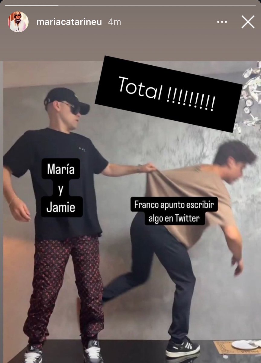 ColapintoFiles's tweet photo. La historia que subió María JAJAJAJJAJA qué crack que es, totalmente https://t.co/JpH7jcnvUI