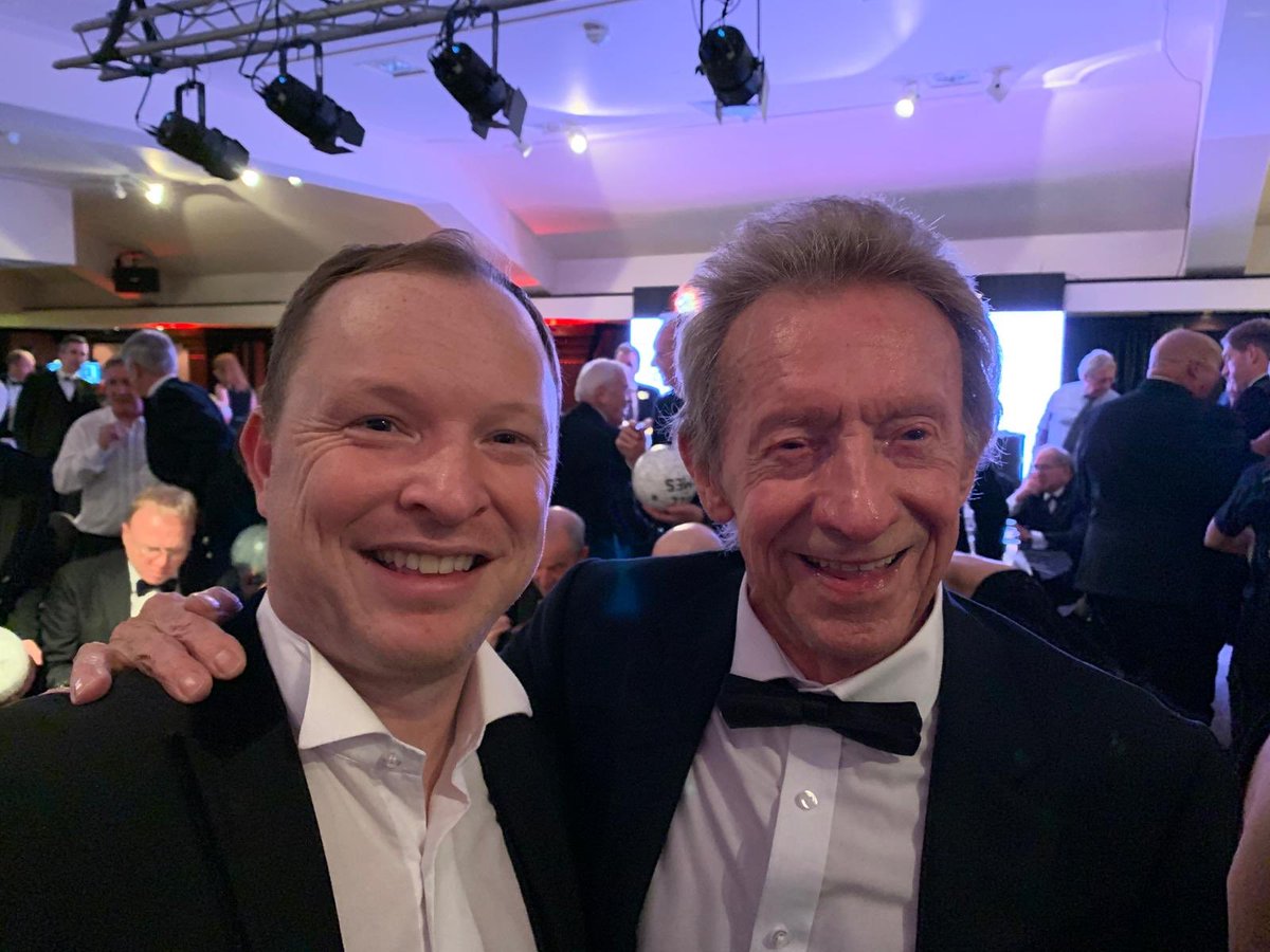 pyoung2703's tweet photo. RIP Denis Law!! #legend https://t.co/chlUON4XvA