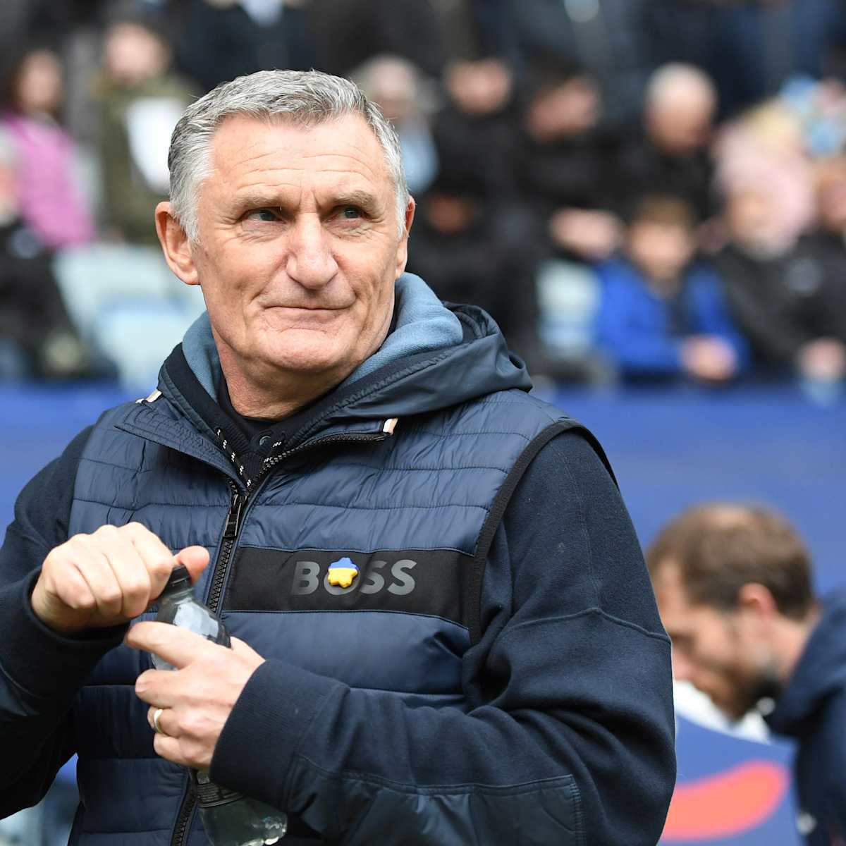 Just months after recovering from cancer…

Tony Mowbray is BACK in work with West Brom! 😍🥳🍾