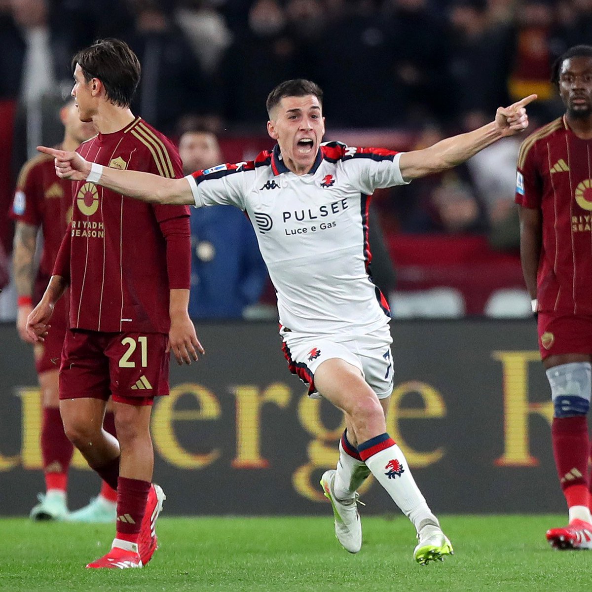 SerieA_EN's tweet image. First Serie A start, first Serie A goal 🙌

#RomaGenoa