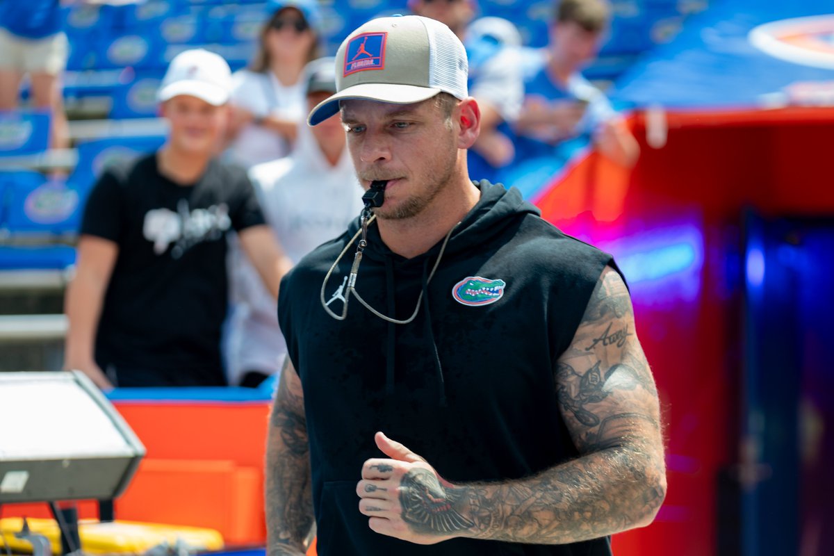 Billy Napier praised Florida's revamped strength and conditioning program, which will once again be led by Tyler Miles and Co. in 2025: 
247sports.com/college/florid…