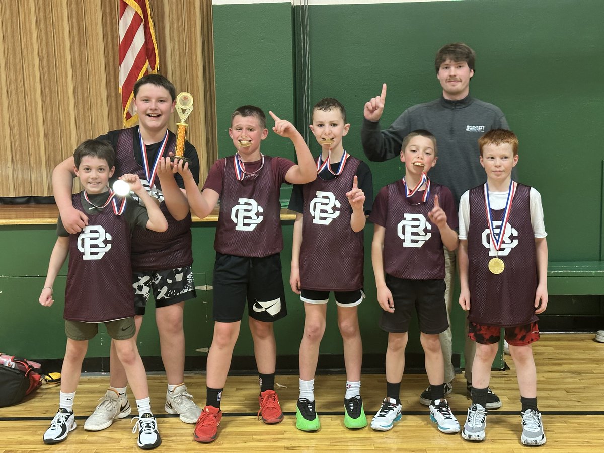 ButteCentralNow's tweet photo. Congratulations to out 5th Grade Boys Basketball team and Coach Holter! City Champions!! We are so proud of you .

Ryan, Cashton, Tucker, Carter, McCaul, Ben, and Coach Holter! https://t.co/tLh4VaJvul