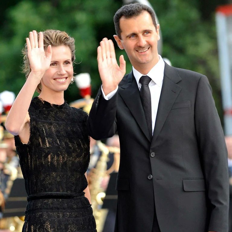 sacedator's tweet image. Según los medios y los gobiernos occidentales la primera foto representa a la vieja Siria tiránica y represiva. La segunda foto representa a la nueva Siria integradora. Nuestros medios. Nuestros gobiernos.