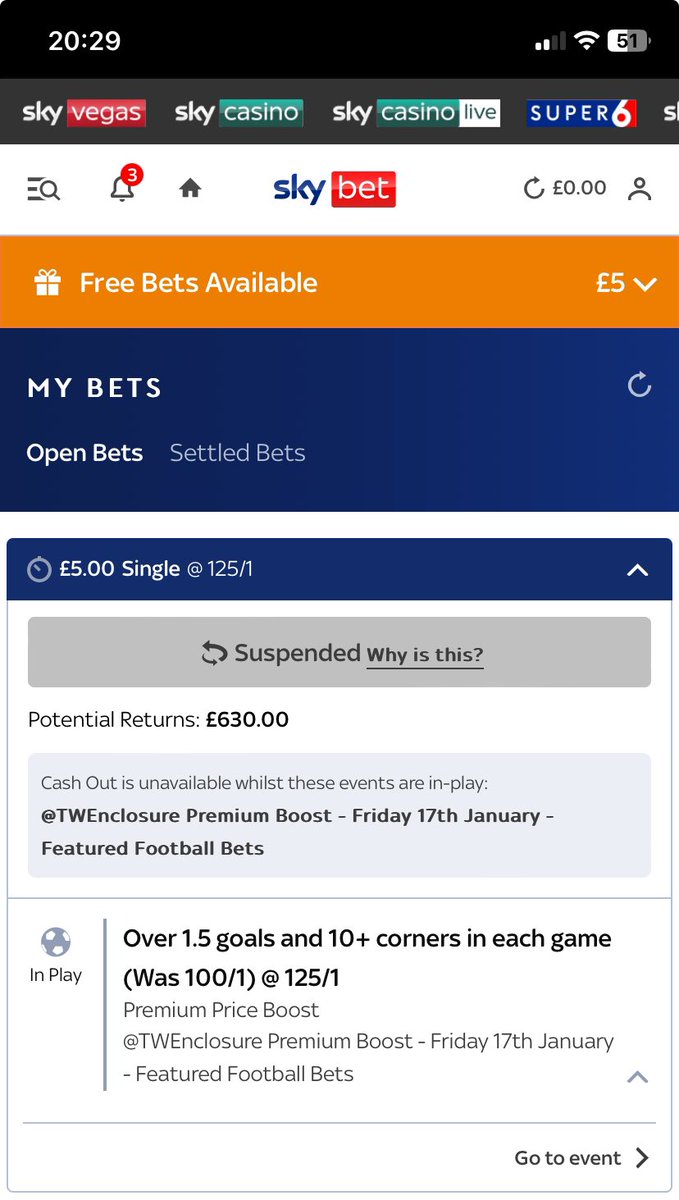 DanSmith011's tweet photo. @TWEnclosure what were the games on this for tonight? Can’t find it anywhere https://t.co/JaacUi0HHs