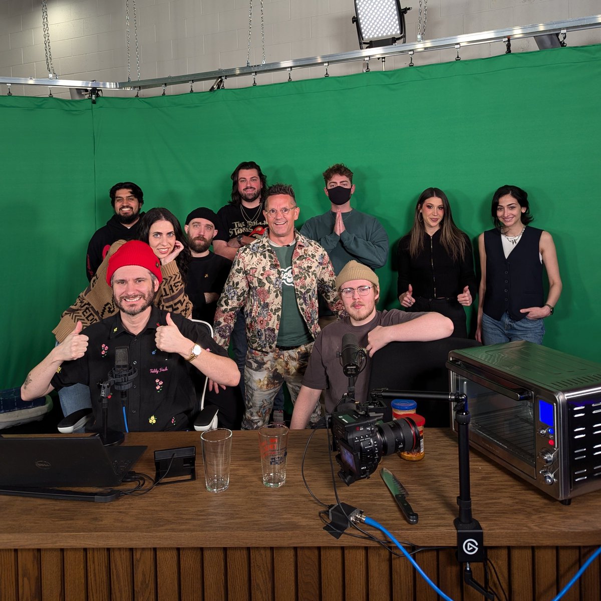 The H3 Show (@theh3podcast) on Twitter photo The H3 Show Is Now Going Liveeeeeee!!!
ft. <a href="/MartinRiese/">Martin Riese</a> 🌊🫧
Watch here... youtube.com/live/42OYpZFe5… The H3 Show Is Now Going Liveeeeeee!!!
ft. <a href="/MartinRiese/">Martin Riese</a> 🌊🫧
Watch here... youtube.com/live/42OYpZFe5…