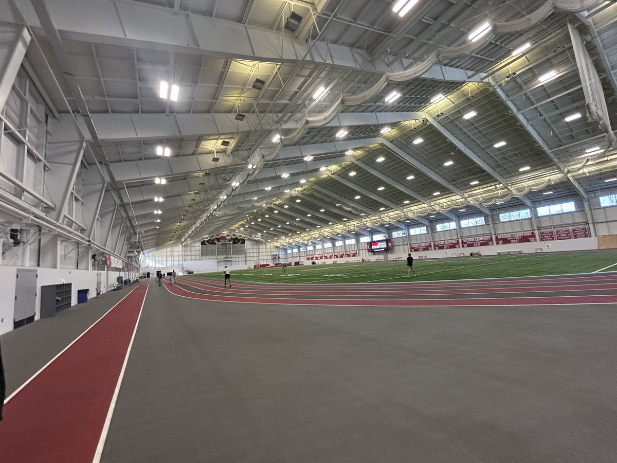 Had a great time at Wittenberg today and very happy to receive and official offer to play football <a href="/JimCollins_FB/">Jim Collins</a> <a href="/WittFootball/">Wittenberg Football</a> <a href="/cdavie51/">Clay Davie</a>