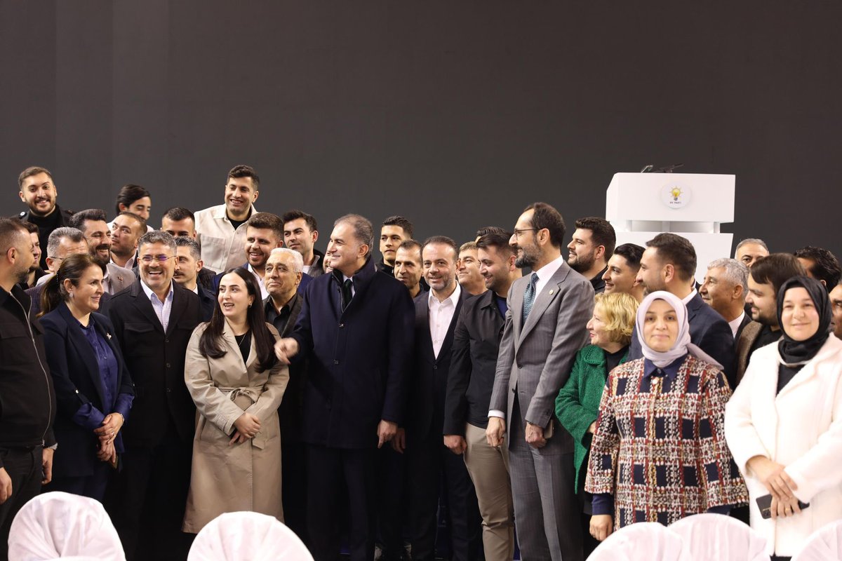 omerrcelik's tweet photo. Cumhurbaşkanımızın teşrifleriyle gerçekleştireceğimiz AK Parti Adana 8. Olağan İl Kongremiz için Serinevler Kapalı Spor Salonunu hazırlayan tüm arkadaşlarımızın emeklerine sağlık. 
#Adana https://t.co/iz3nkk3OzS