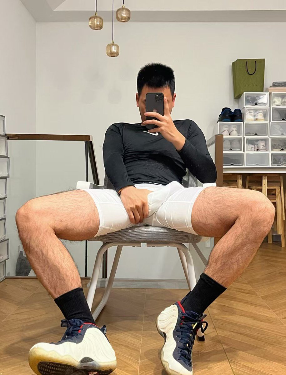 我的性欲强的可怕，熬夜撸射