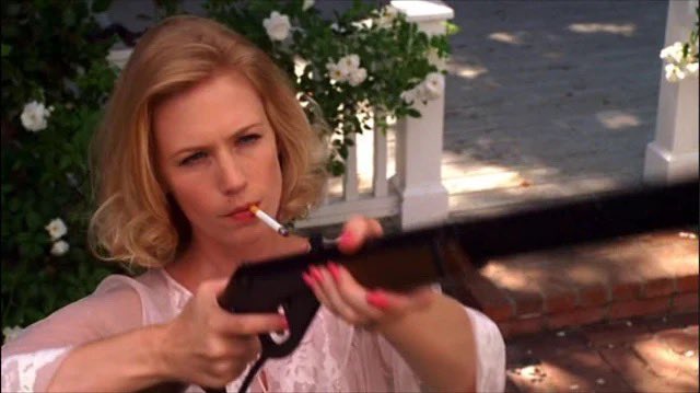 Watching mad men for the first time and I can’t help but chain smoke and stan this queen