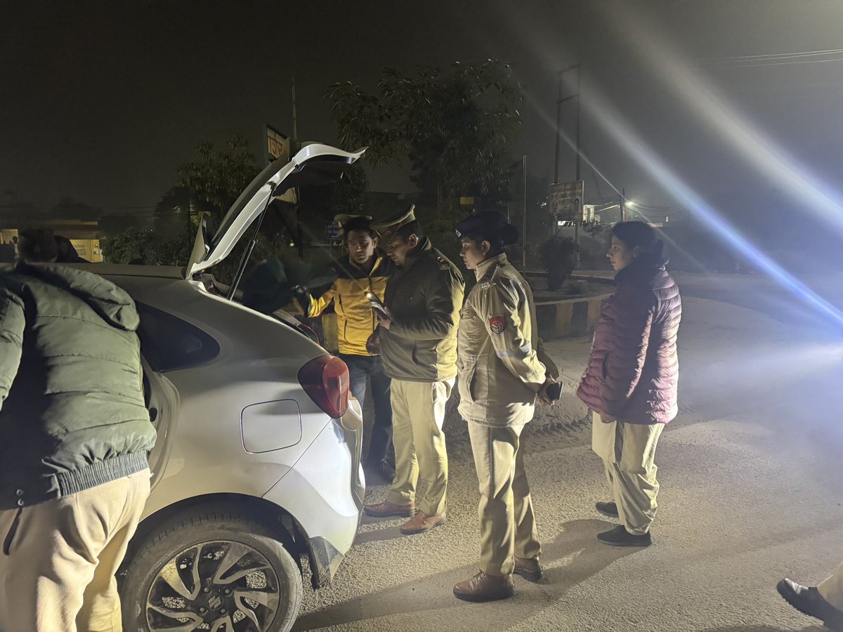 Saumya Singh (@dsp_saumyasingh) on Twitter photo Night Patrolling,Checking Alertness Thana Dadari <a href="/noidapolice/">POLICE COMMISSIONERATE GAUTAM BUDDH NAGAR</a> <a href="/CP_Noida/">CP Noida</a> <a href="/Uppolice/">UP POLICE</a> <a href="/DCPGreaterNoida/">DCP Greater Noida</a> <a href="/ACP2GN/">ACP 2 GR.NOIDA</a> Night Patrolling,Checking Alertness Thana Dadari <a href="/noidapolice/">POLICE COMMISSIONERATE GAUTAM BUDDH NAGAR</a> <a href="/CP_Noida/">CP Noida</a> <a href="/Uppolice/">UP POLICE</a> <a href="/DCPGreaterNoida/">DCP Greater Noida</a> <a href="/ACP2GN/">ACP 2 GR.NOIDA</a>