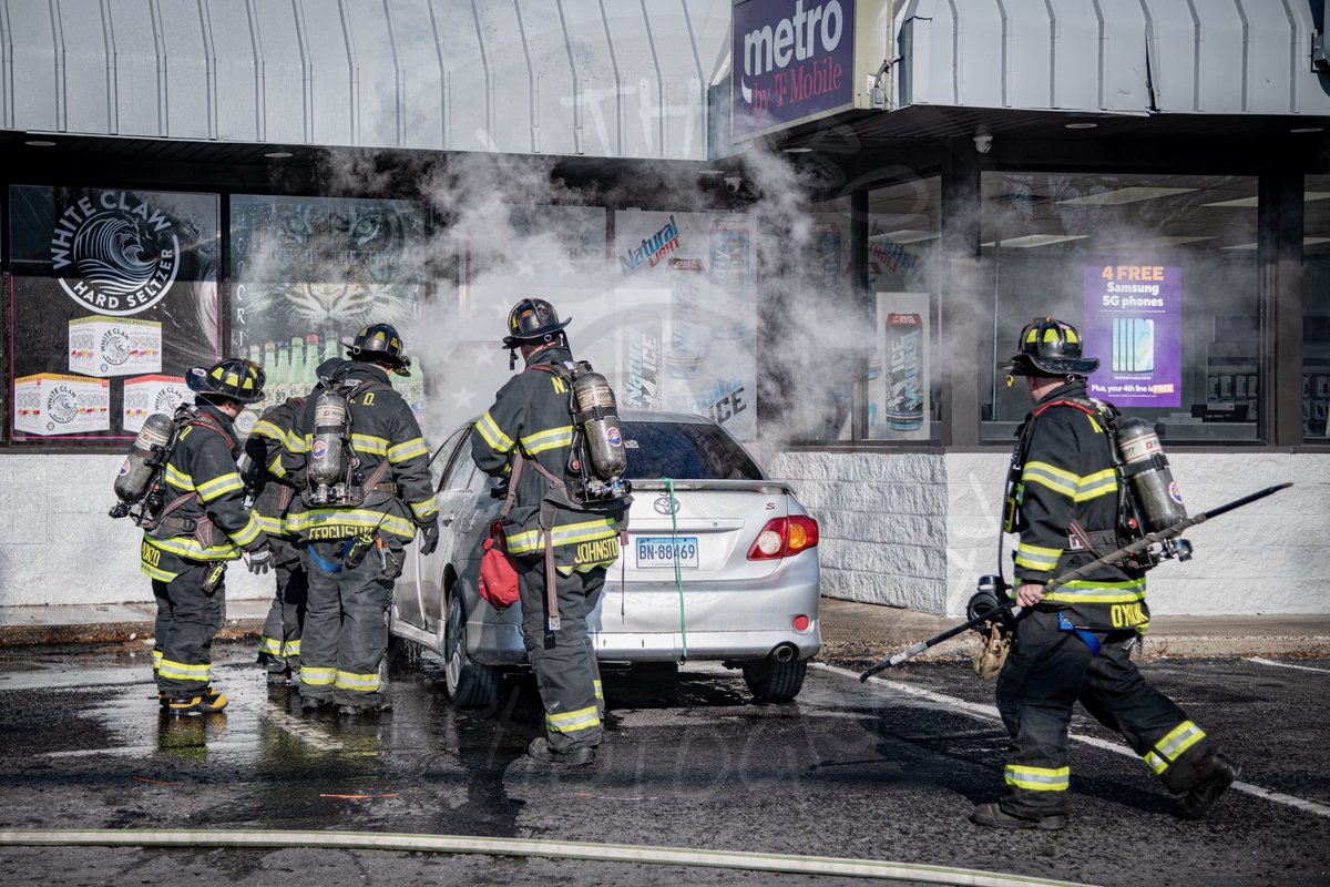 Fill The Box Fire Photography tweet media