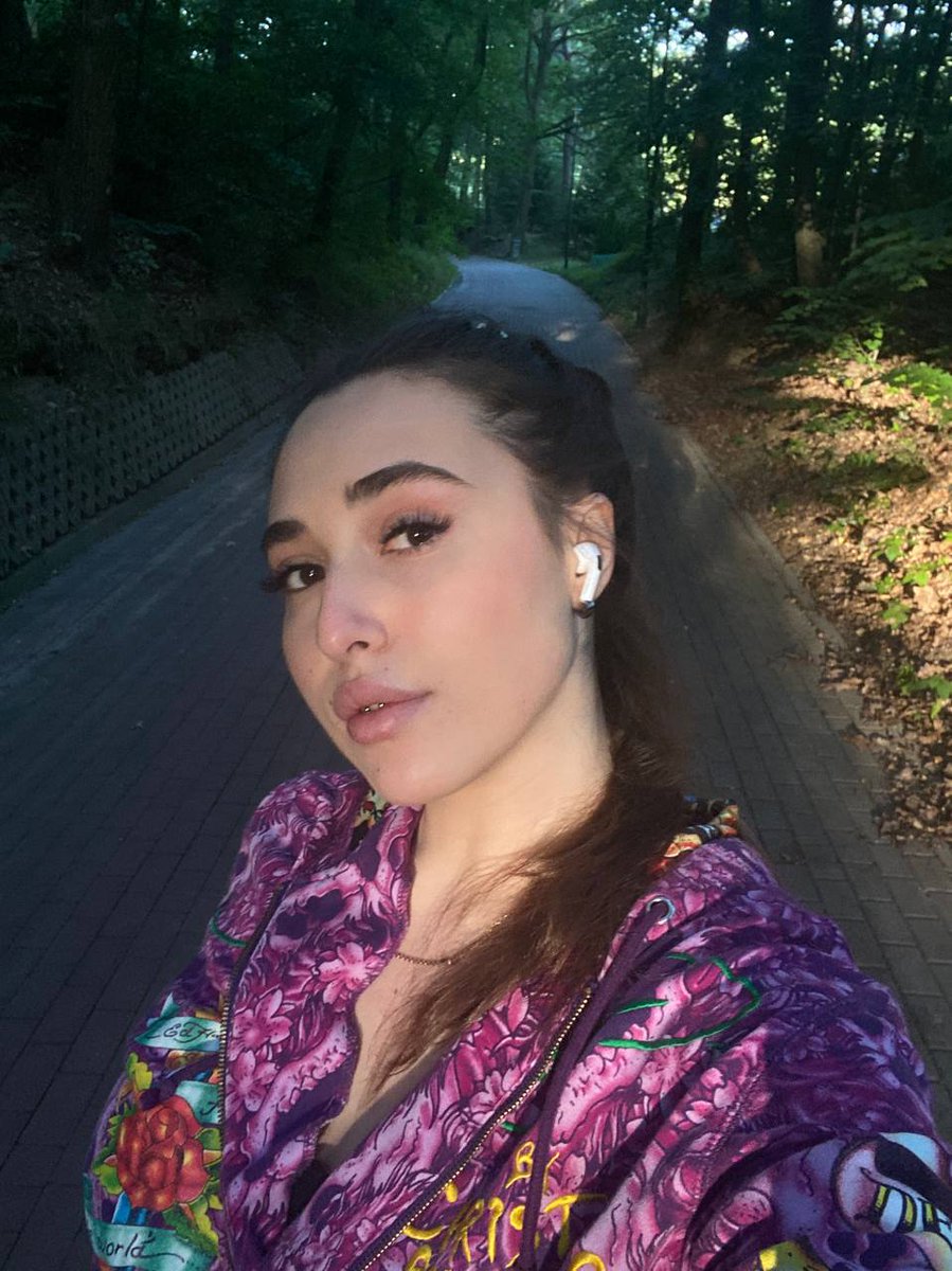 blesskatty 🦋 tweet media