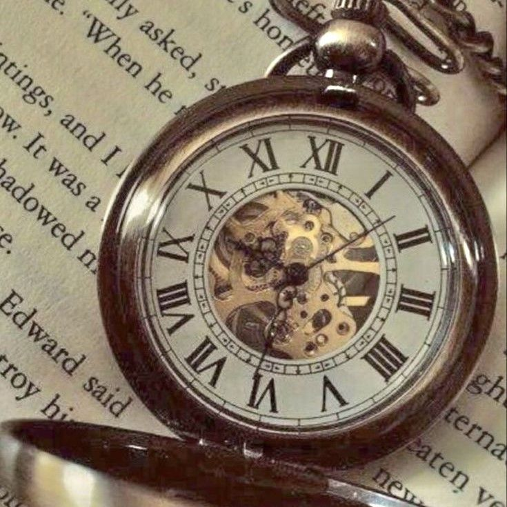 rodingrey's tweet photo. 💥👊🏻 
#TakeamomentBD
(No entiendo el reloj de mi abuelo o qué) https://t.co/QyuKql1KAz