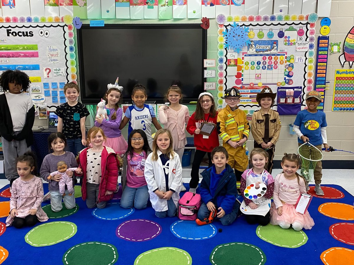 North Lee School tweet media