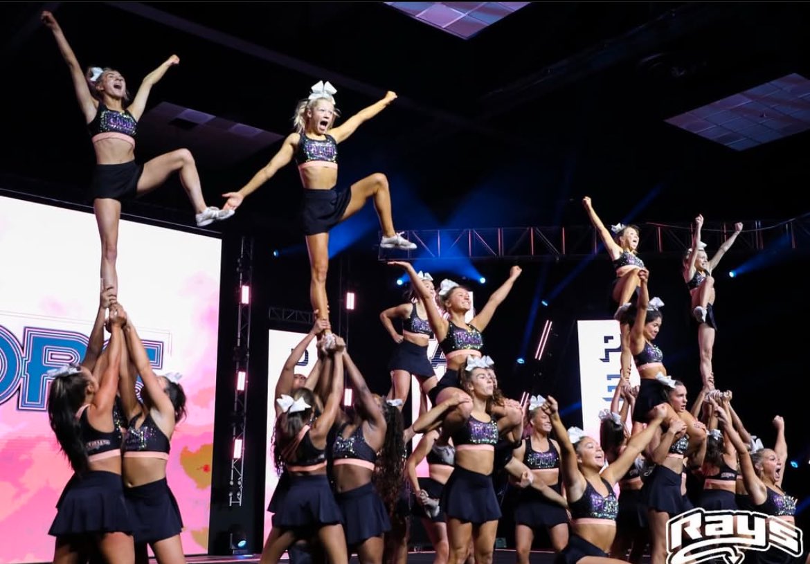 the holy trinity 🍊🔩🍑