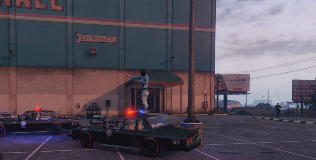 Big thanks <a href="/Cobra_Bari/">🇮🇹 COBRA 🇮🇹 #𝗕𝗔𝗦𝗦𝗢𝗧𝗧𝗜𝗖𝗥𝗘𝗪</a> and <a href="/97Sartek/">Sartek_97_#KIFFLOM_CREW</a> for this amazing policecar 

Beautiful 🔥🔥