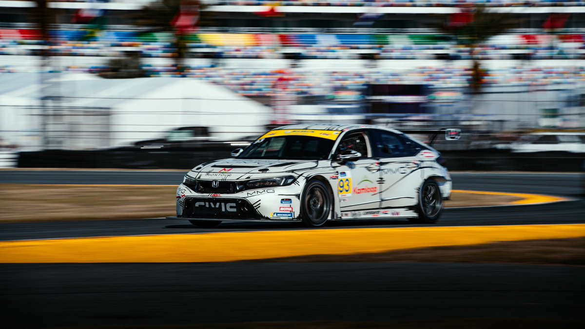Blasting out of the blocks; MMG’s Karl Wittmer, LP Montour &amp; Dai Yoshihara top TCR on Day 1 of the IMPC’s ‘Roar before the 24’ test at Daytona. 👊

📸 <a href="/MTLMtrsprtGrp/">Montreal Motorsport Group</a>