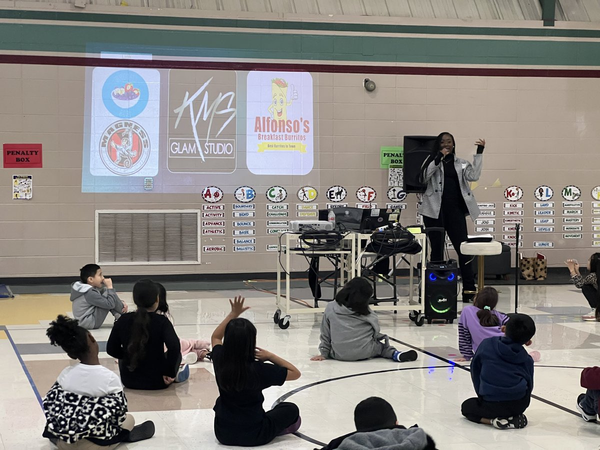 🚀 Big thanks to Alfonso (Alfonso’s Breakfast Burritos), Lucia Magness (Magness' Acai Bowls), &amp; Keara Stanley (KMS Glams Studio &amp; Magness' Brazilian Jiu-Jitsu) for kicking off 2nd Grade Shark Tank Month @ Fairmeadows Elem! 🦈
#FutureLeaders #Entrepreneurship #FairmeadowsShines