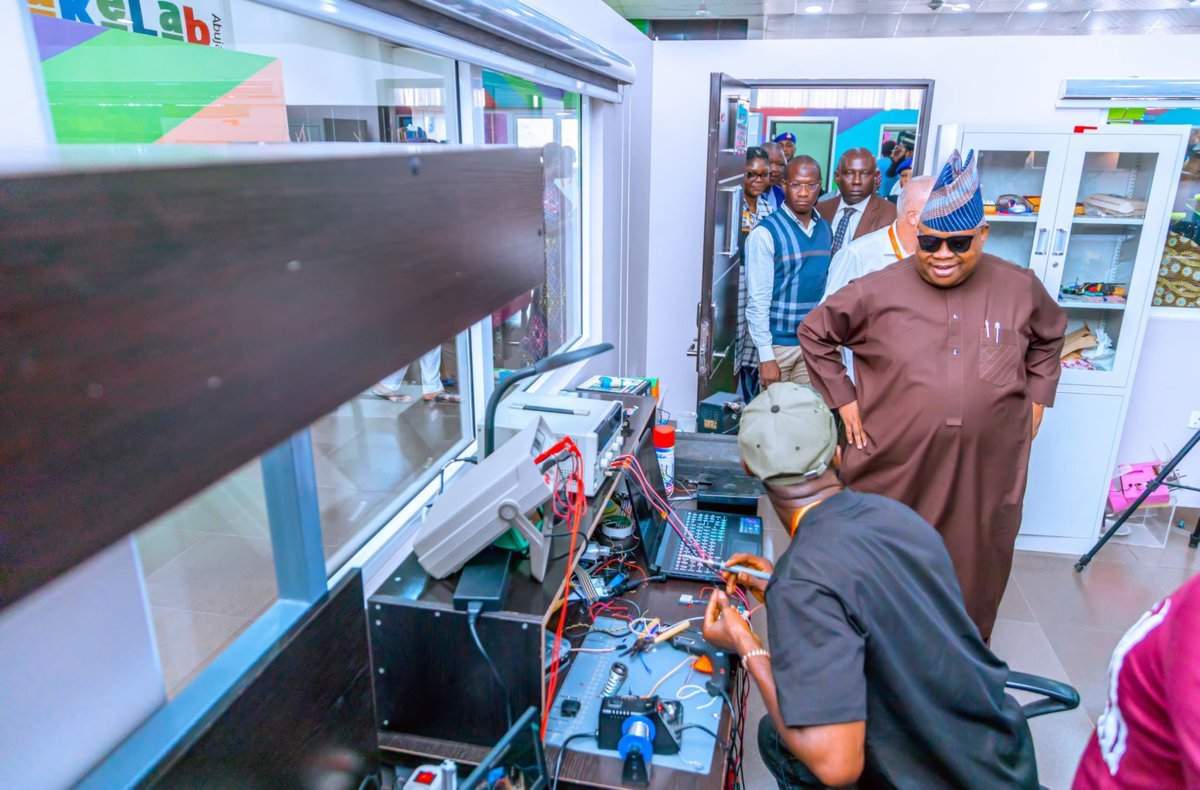 Join Bamikole Omishore and the Osun State Government to Innovate, Create and Transform between January 28 and 30. It's all about SDGs

@bankomishore
<a href="/DeleMomodu/">Dele Momodu Ovation</a>