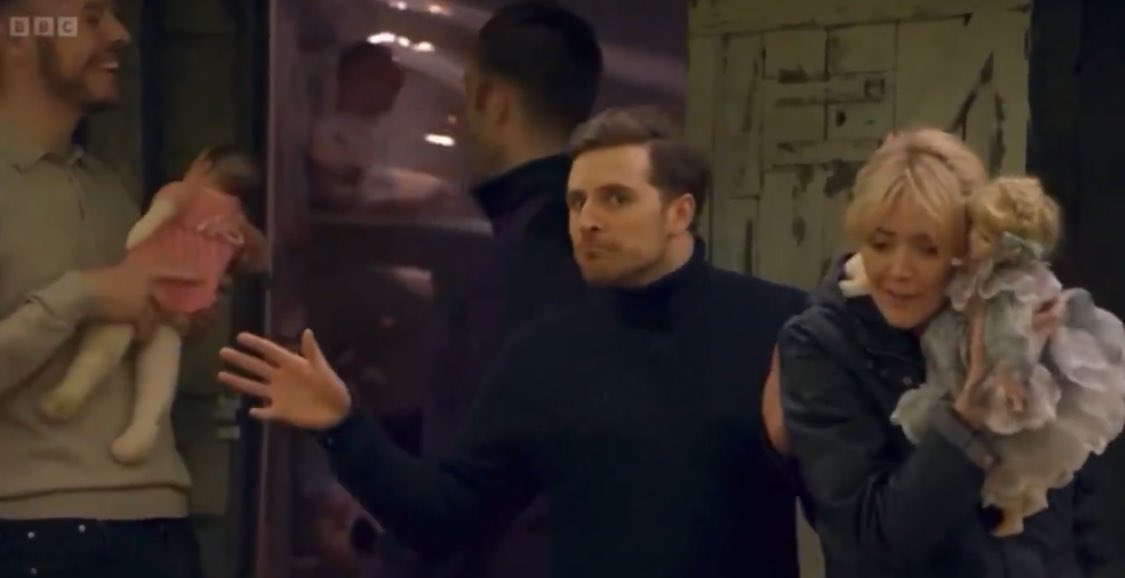 The disrespect they are all showing this legend is so rude #thetraitors