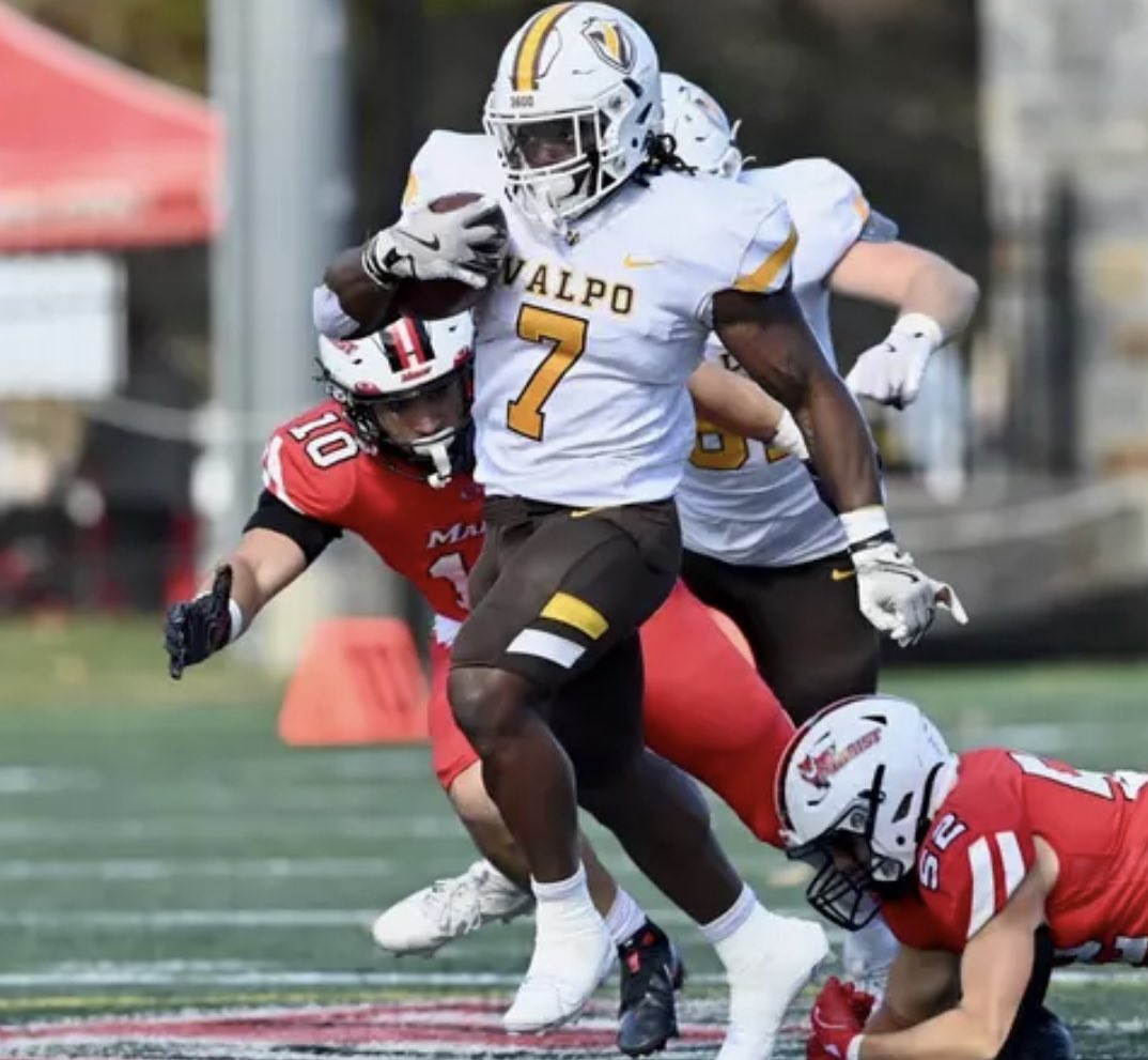 Carter York (@carteryork13) on Twitter photo After a great visit and talk with <a href="/CoachWaddle/">Andy Waddle</a> and <a href="/CoachFeltrop/">Zach Feltrop</a>, I am grateful to receive an offer from Valparaiso University!
<a href="/PrepRedzoneIL/">Prep Redzone Illinois</a> <a href="/EDGYTIM/">Timothy “EDGYTIM” OHalloran</a> <a href="/MJ_NFLDraft/">Mark Johnson</a> <a href="/nexgenscouting/">Keith Smilie</a> After a great visit and talk with <a href="/CoachWaddle/">Andy Waddle</a> and <a href="/CoachFeltrop/">Zach Feltrop</a>, I am grateful to receive an offer from Valparaiso University!
<a href="/PrepRedzoneIL/">Prep Redzone Illinois</a> <a href="/EDGYTIM/">Timothy “EDGYTIM” OHalloran</a> <a href="/MJ_NFLDraft/">Mark Johnson</a> <a href="/nexgenscouting/">Keith Smilie</a>