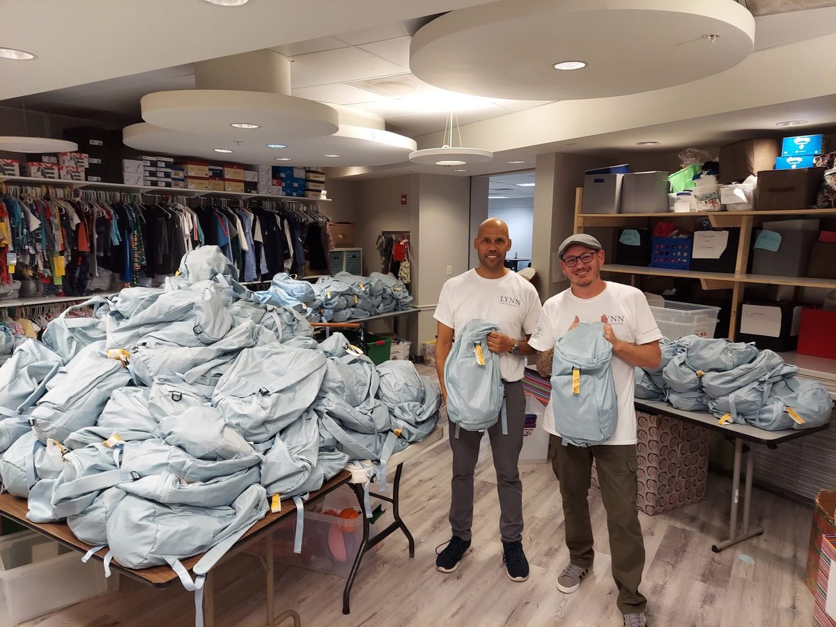 ChildNet (@childnetfl) on Twitter photo Thank you to <a href="/LynnUniversity/">Lynn University</a>’s Citizenship Project for packing and donating 200 <a href="/ComfortCases/">Comfort Cases®</a> to our organization!
Your kindness brings hope and comfort when it's needed most. Thank you to <a href="/LynnUniversity/">Lynn University</a>’s Citizenship Project for packing and donating 200 <a href="/ComfortCases/">Comfort Cases®</a> to our organization!
Your kindness brings hope and comfort when it's needed most.
