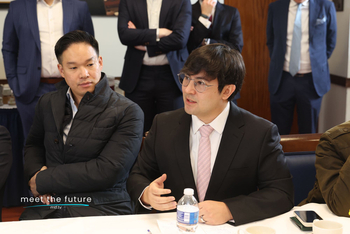 Jihoz_Axie's tweet image. Over the coming days, I will be attending the inauguration of Donald J. Trump as an ambassador representing the Ronin Empire and the Axie Nation.

As many of you know, I've been a vocal supporter of our incoming president for many years now, going all the way back to 2015/2016…