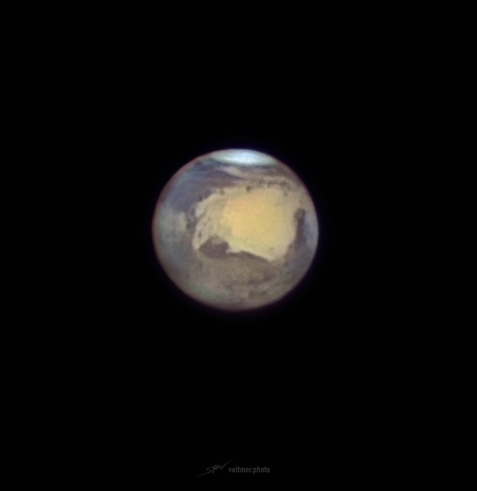 SeVoSpace's tweet photo. Mars now in Opposition to the Sun.
The dusty planet Mars seen through my 16" telescope.
Image: @SeVoSpace
#planet #mars #telescope #marsopposition #astrophotography #sebastianvoltmer https://t.co/RJVqwyELTT